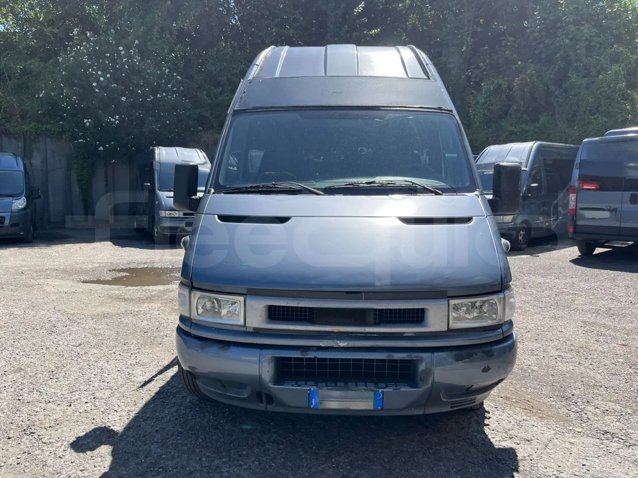 Iveco Daily - Микробус, Пътнически бус: снимка 2 Iveco Daily - Микробус, Пътнически бус: снимка 2