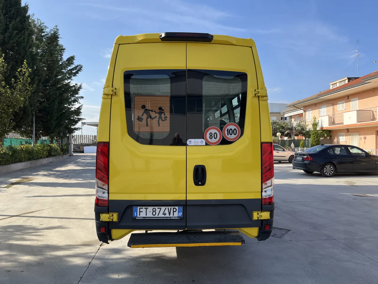 Iveco Daily - Училищен автобус: снимка 5 Iveco Daily - Училищен автобус: снимка 5