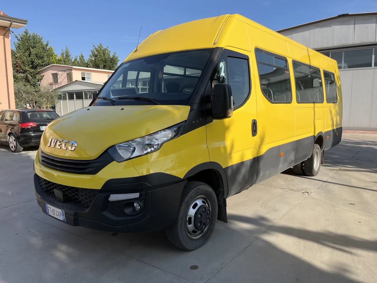 Iveco Daily - Училищен автобус: снимка 4 Iveco Daily - Училищен автобус: снимка 4