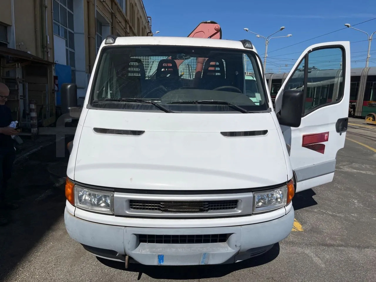 Iveco Daily - Микробус, Пътнически бус: снимка 2 Iveco Daily - Микробус, Пътнически бус: снимка 2
