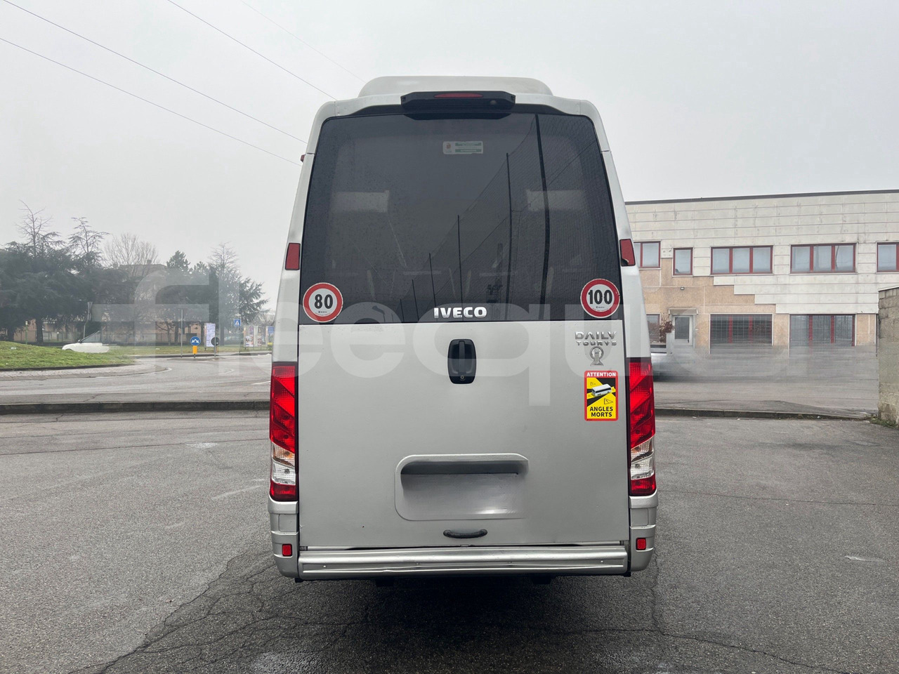 Iveco Daily - Микробус, Пътнически бус: снимка 5 Iveco Daily - Микробус, Пътнически бус: снимка 5