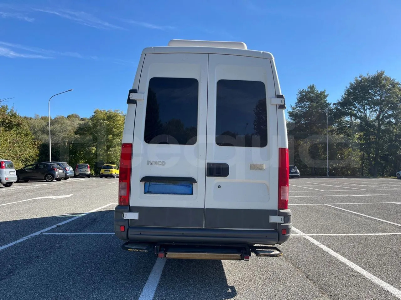 Iveco Daily - Междуградски автобус: снимка 5 Iveco Daily - Междуградски автобус: снимка 5