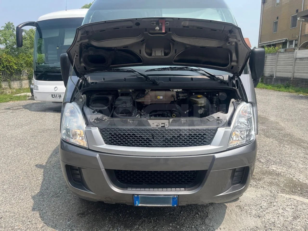 Iveco Daily - Туристически автобус: снимка 4 Iveco Daily - Туристически автобус: снимка 4