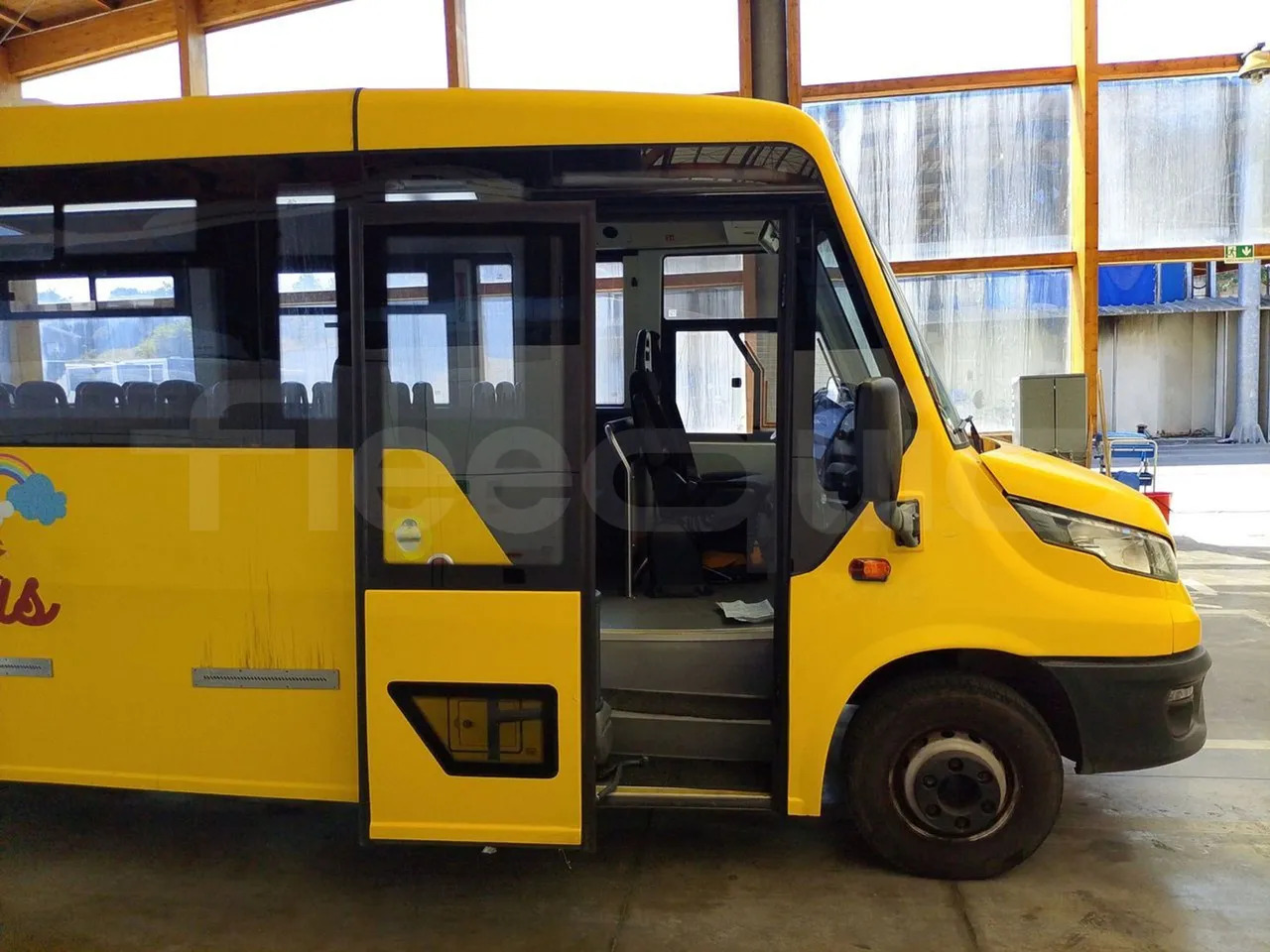 Училищен автобус Iveco Indcar: снимка 9