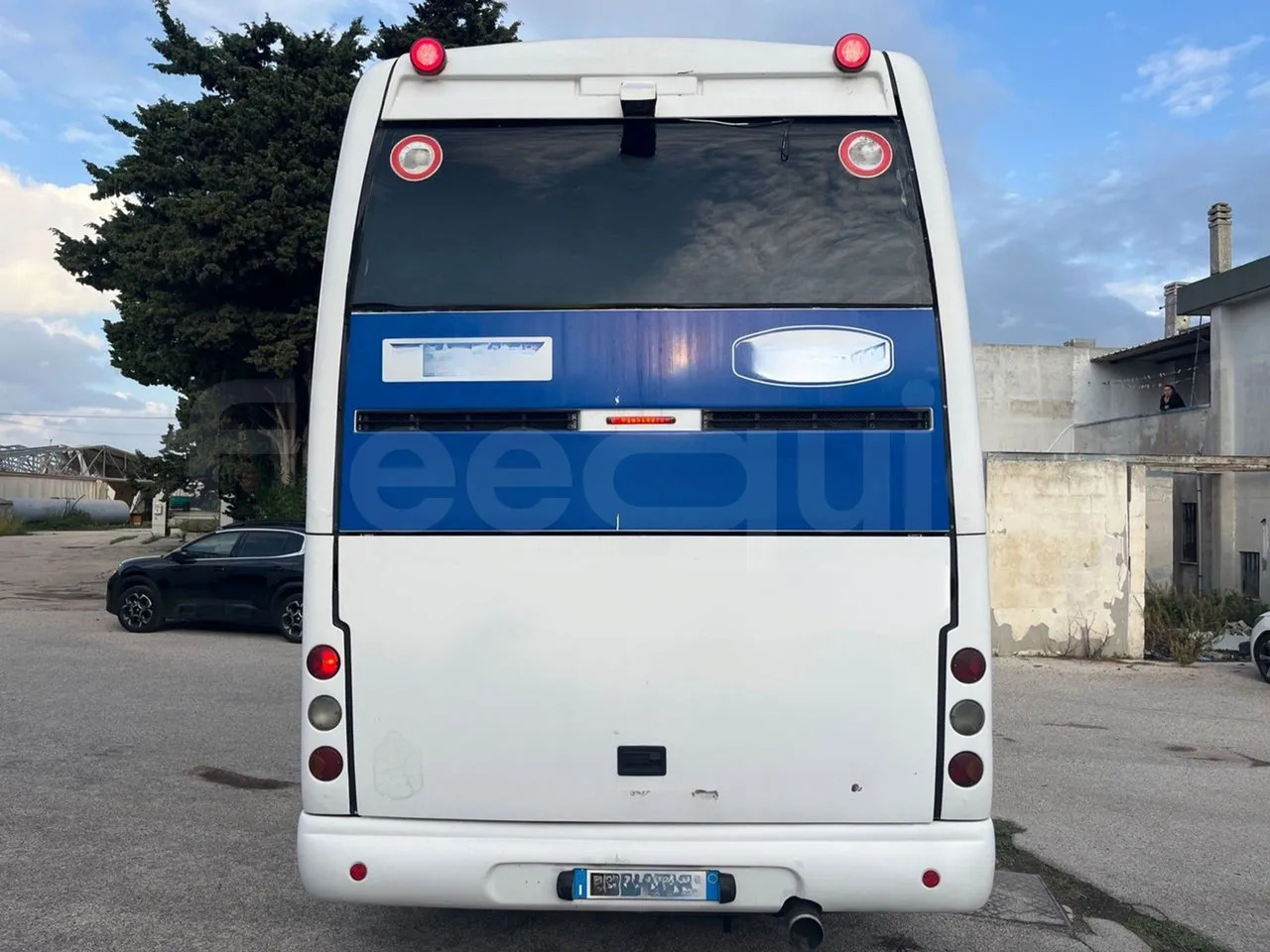 Iveco Irisbus Italia - Туристически автобус: снимка 5 Iveco Irisbus Italia - Туристически автобус: снимка 5