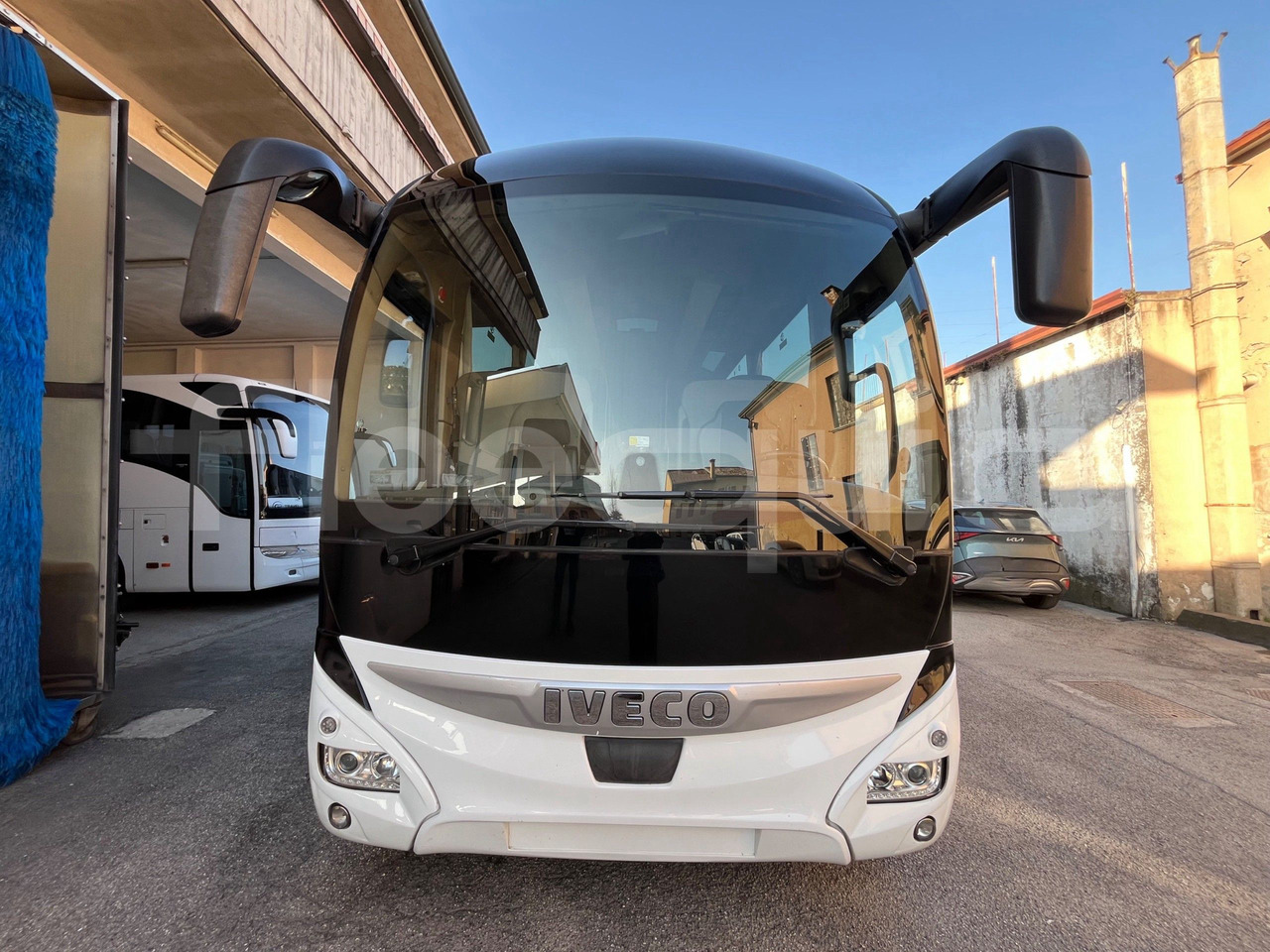 Iveco Magelys - Туристически автобус: снимка 2 Iveco Magelys - Туристически автобус: снимка 2