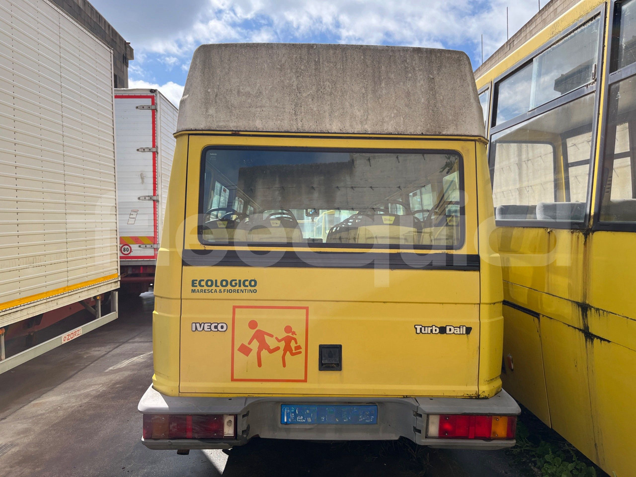 Iveco Turbo Daily - Училищен автобус: снимка 4 Iveco Turbo Daily - Училищен автобус: снимка 4