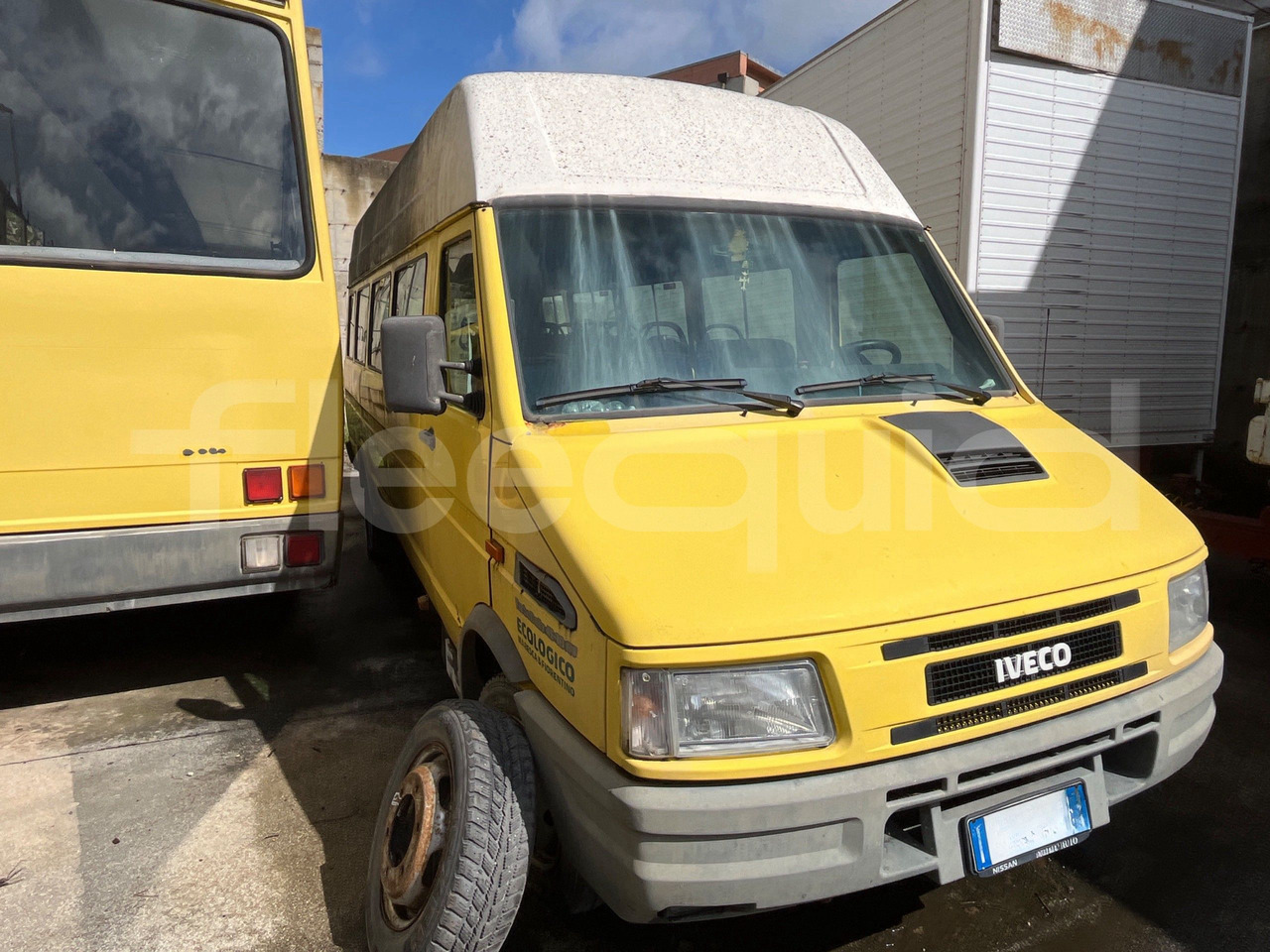 Iveco Turbo Daily - Училищен автобус: снимка 1 Iveco Turbo Daily - Училищен автобус: снимка 1