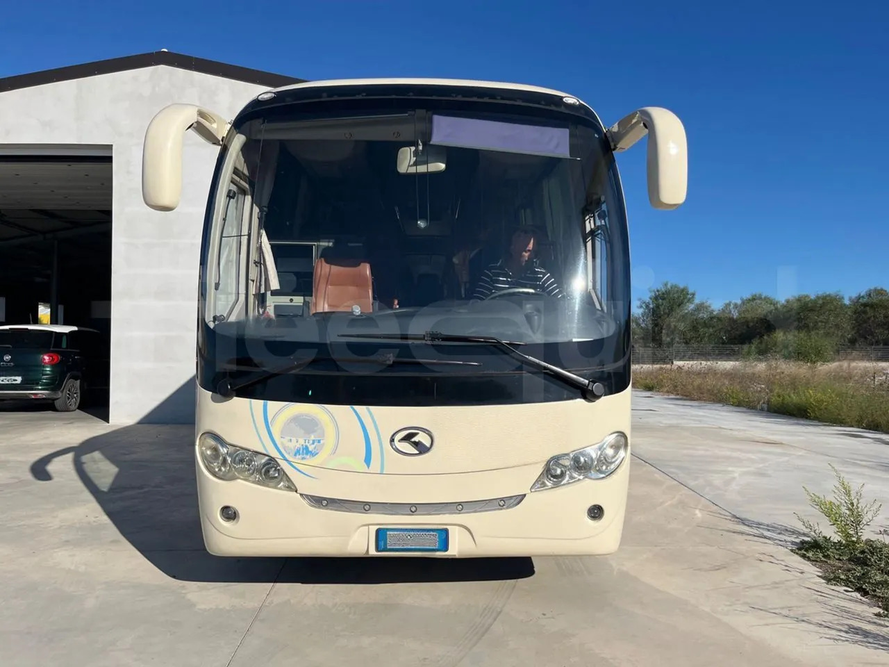 King Long XMQ6900 - Туристически автобус: снимка 2 King Long XMQ6900 - Туристически автобус: снимка 2