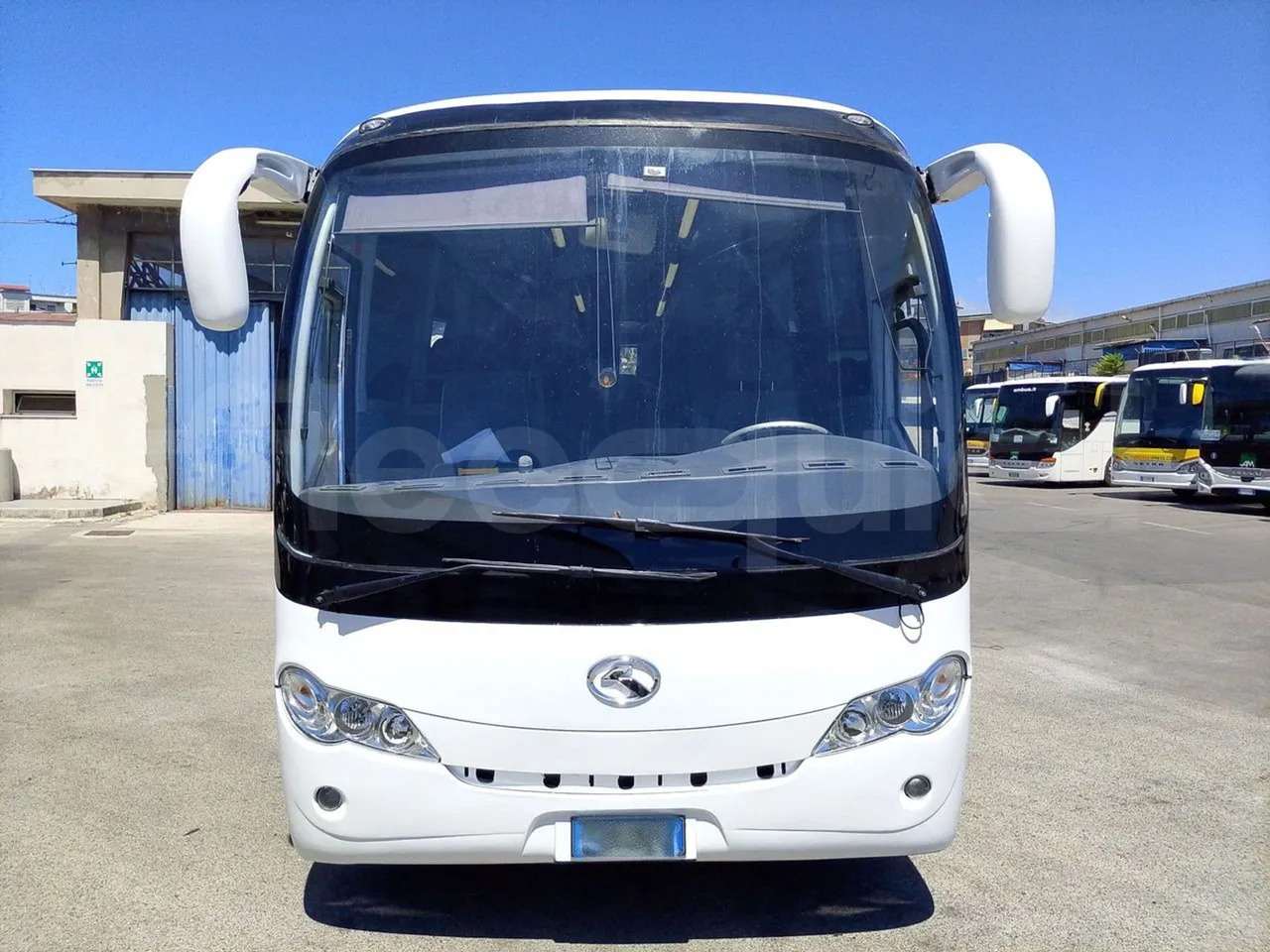 King Long XMQ6900 - Туристически автобус: снимка 2 King Long XMQ6900 - Туристически автобус: снимка 2