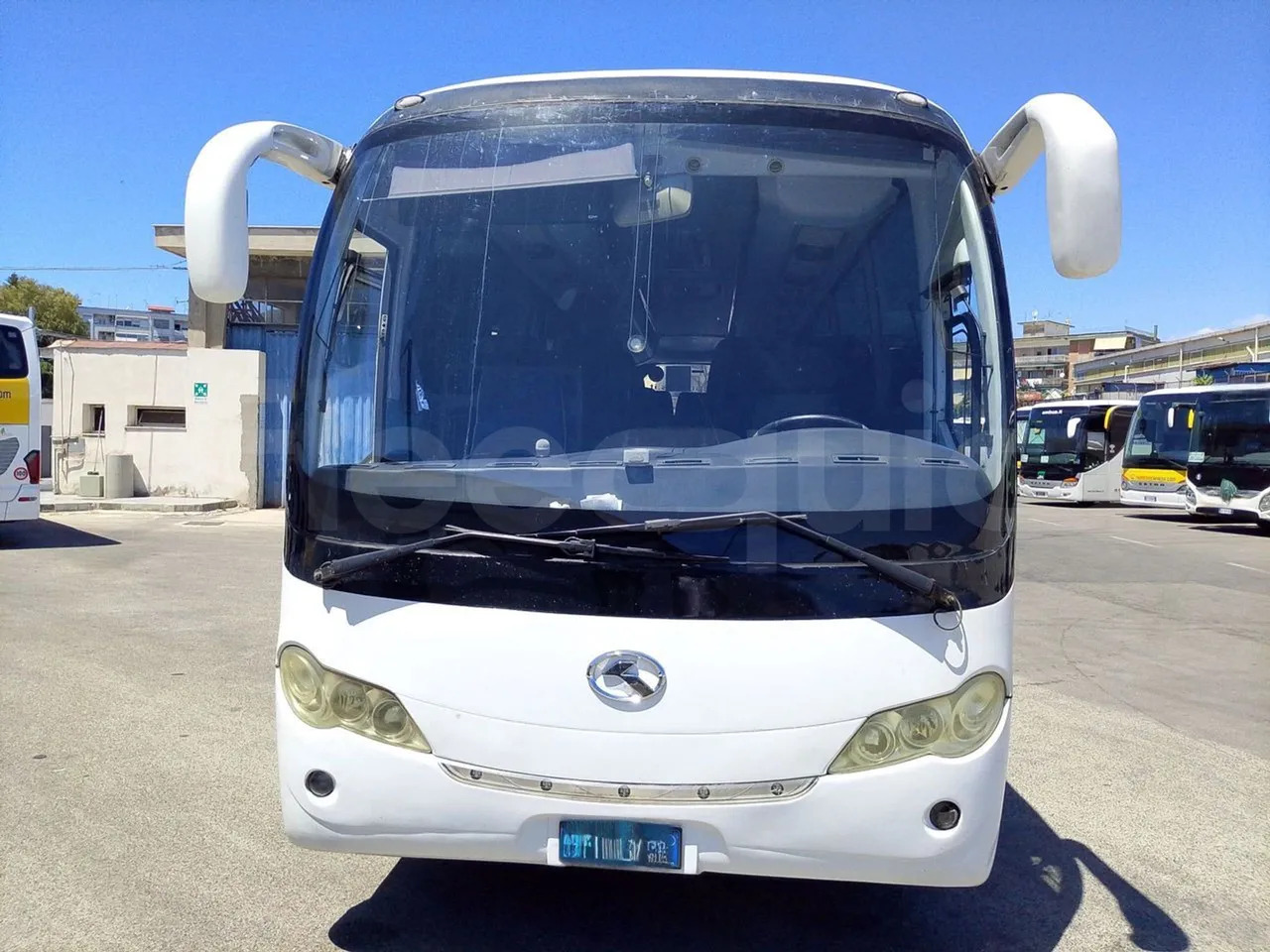 King Long XMQ6900 - Туристически автобус: снимка 2 King Long XMQ6900 - Туристически автобус: снимка 2