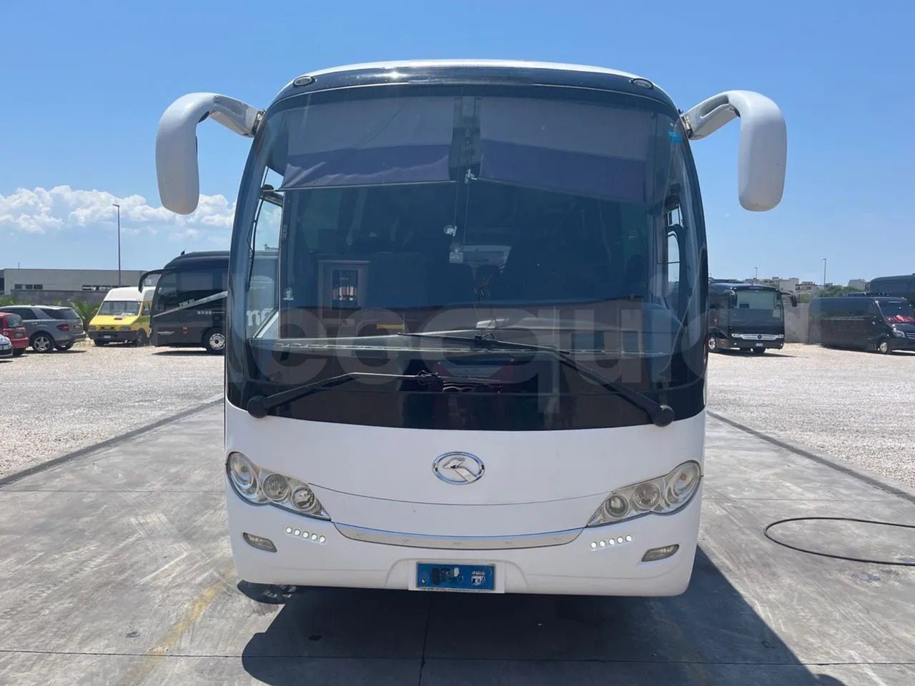King Long XMQ6900 - Туристически автобус: снимка 2 King Long XMQ6900 - Туристически автобус: снимка 2