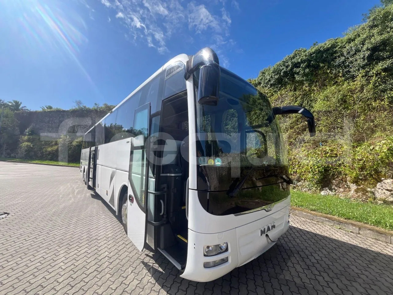 Man Lion's Coach - Туристически автобус: снимка 1 Man Lion's Coach - Туристически автобус: снимка 1