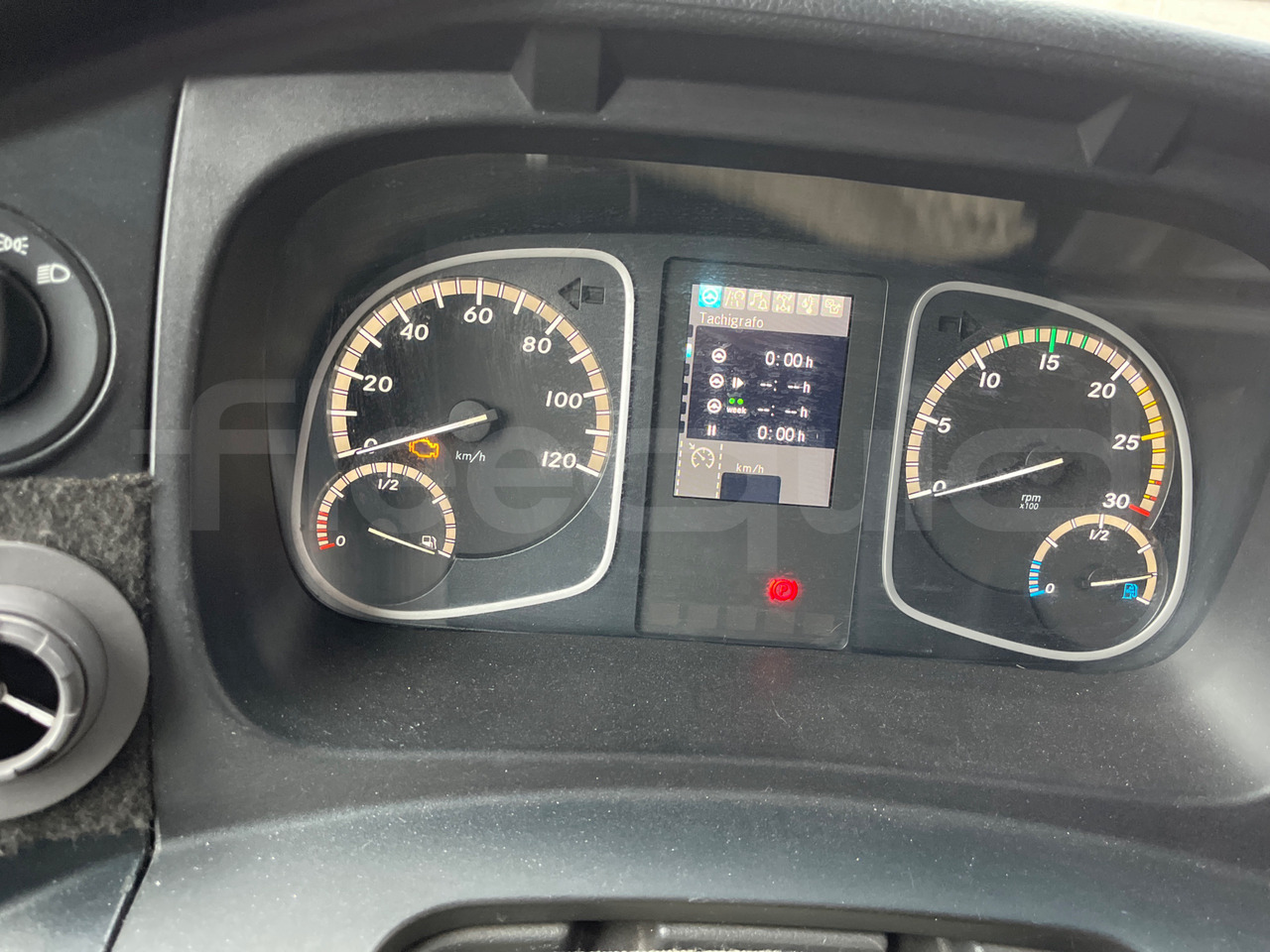 Mercedes-Benz Atego - Туристически автобус: снимка 3 Mercedes-Benz Atego - Туристически автобус: снимка 3