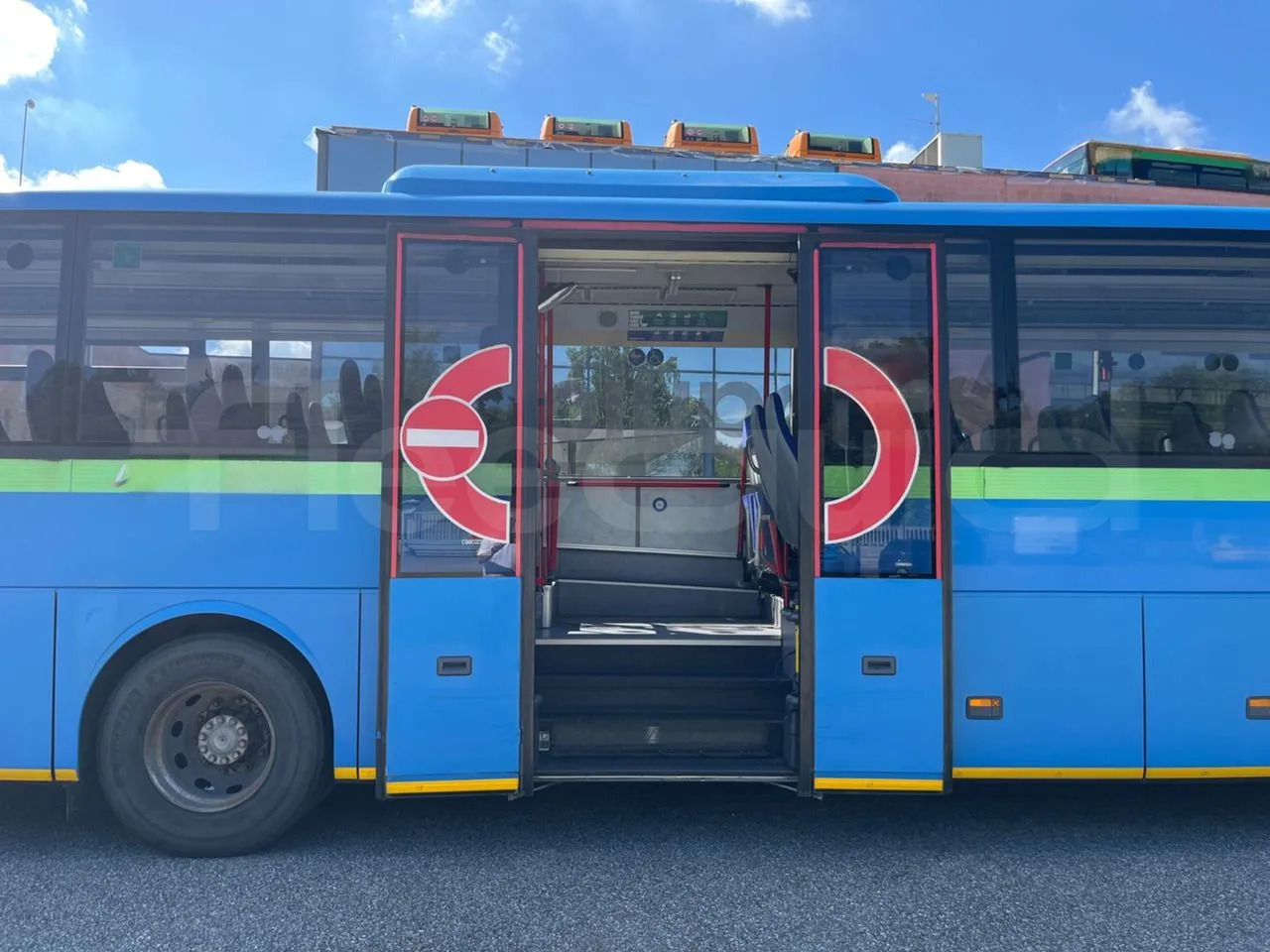Градски автобус Mercedes-Benz Integro: снимка 16