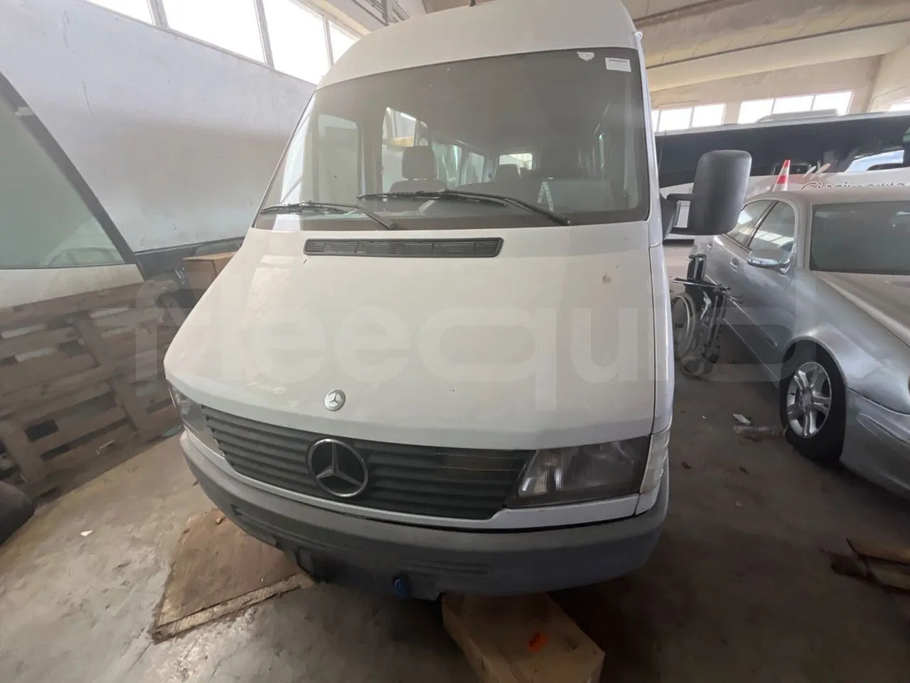 Mercedes-Benz Sprinter - Микробус, Пътнически бус: снимка 2 Mercedes-Benz Sprinter - Микробус, Пътнически бус: снимка 2