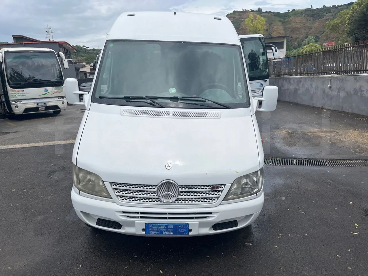 Mercedes-Benz Sprinter - Микробус, Пътнически бус: снимка 2 Mercedes-Benz Sprinter - Микробус, Пътнически бус: снимка 2