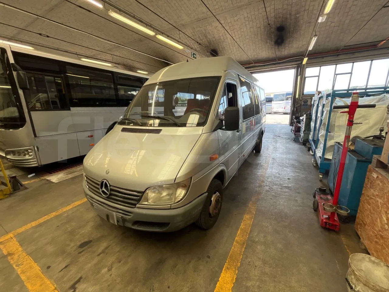 Mercedes-Benz Sprinter - Микробус, Пътнически бус: снимка 4 Mercedes-Benz Sprinter - Микробус, Пътнически бус: снимка 4
