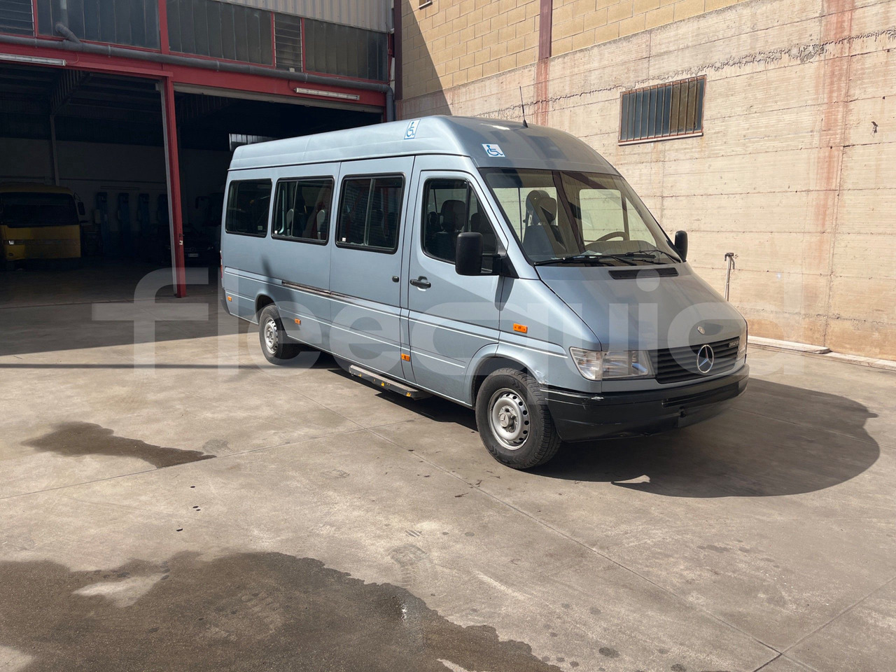 Mercedes-Benz Sprinter - Туристически автобус: снимка 1 Mercedes-Benz Sprinter - Туристически автобус: снимка 1