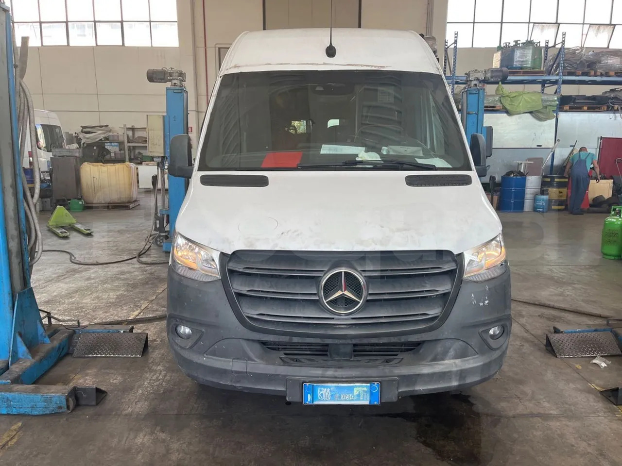 Mercedes-Benz Sprinter - Микробус, Пътнически бус: снимка 2 Mercedes-Benz Sprinter - Микробус, Пътнически бус: снимка 2