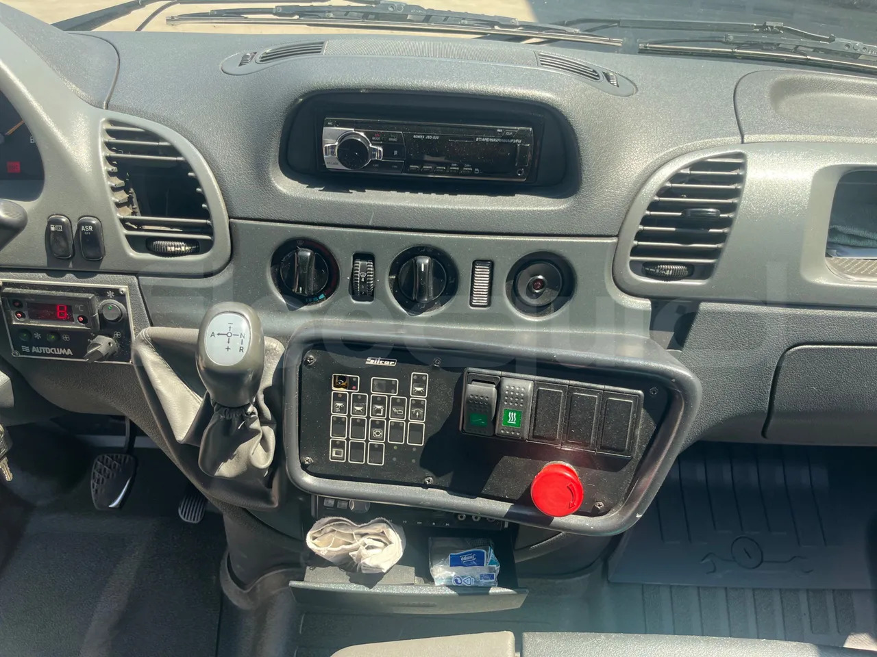 Mercedes-Benz Sprinter - Микробус, Пътнически бус: снимка 3 Mercedes-Benz Sprinter - Микробус, Пътнически бус: снимка 3