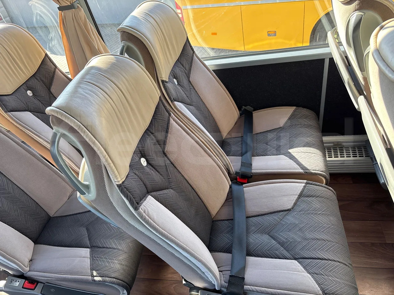 Лизинг на Mercedes-Benz Tourismo Mercedes-Benz Tourismo: снимка 50 Лизинг на Mercedes-Benz Tourismo Mercedes-Benz Tourismo: снимка 50