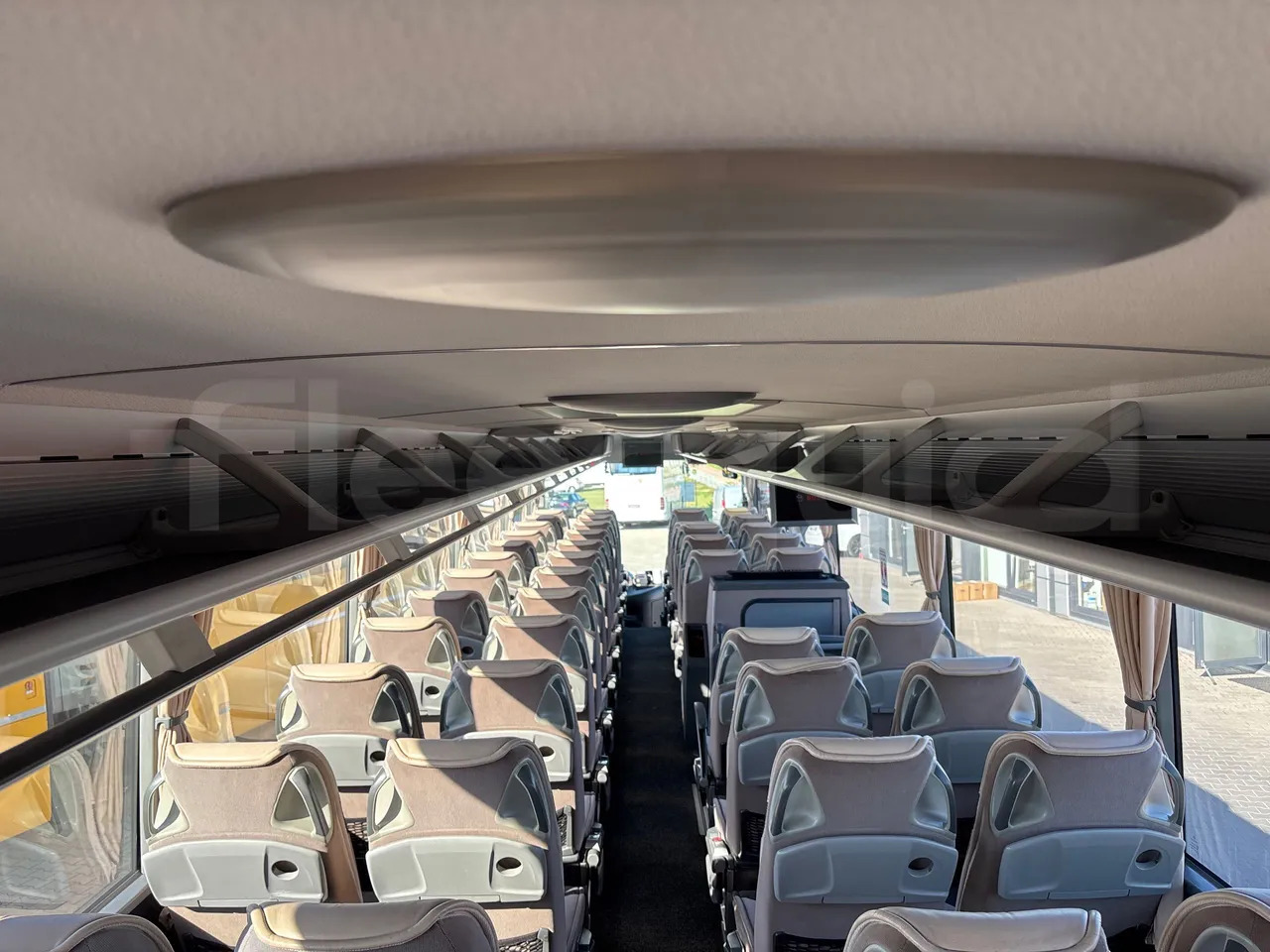 Лизинг на Mercedes-Benz Tourismo Mercedes-Benz Tourismo: снимка 36 Лизинг на Mercedes-Benz Tourismo Mercedes-Benz Tourismo: снимка 36