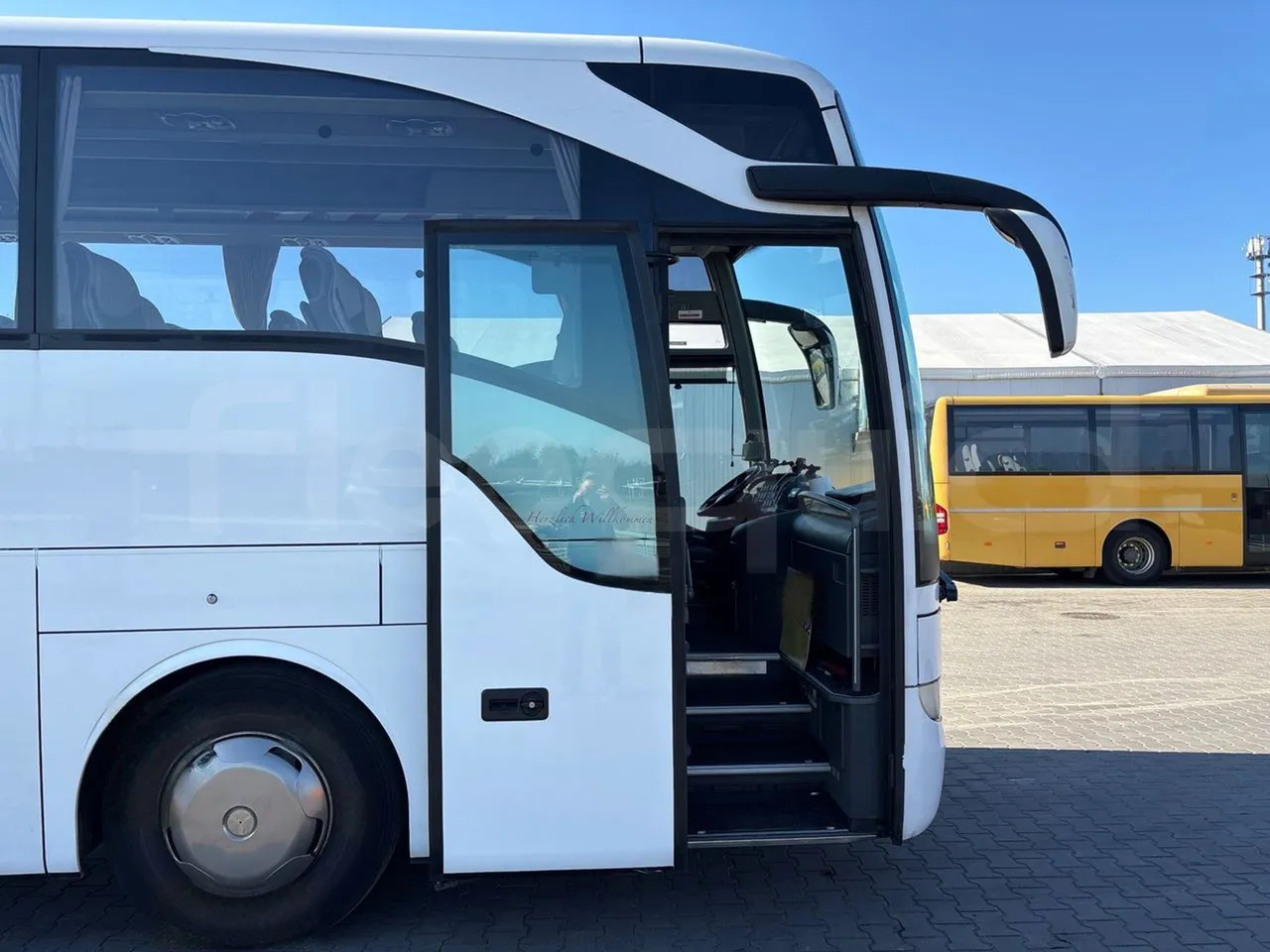 Лизинг на Mercedes-Benz Tourismo Mercedes-Benz Tourismo: снимка 15 Лизинг на Mercedes-Benz Tourismo Mercedes-Benz Tourismo: снимка 15