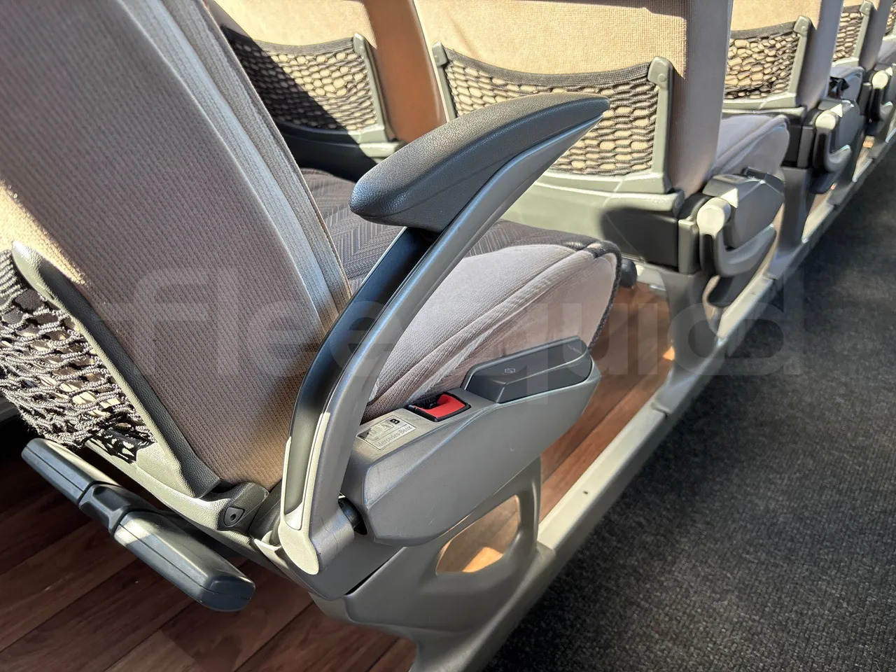 Лизинг на Mercedes-Benz Tourismo Mercedes-Benz Tourismo: снимка 40 Лизинг на Mercedes-Benz Tourismo Mercedes-Benz Tourismo: снимка 40