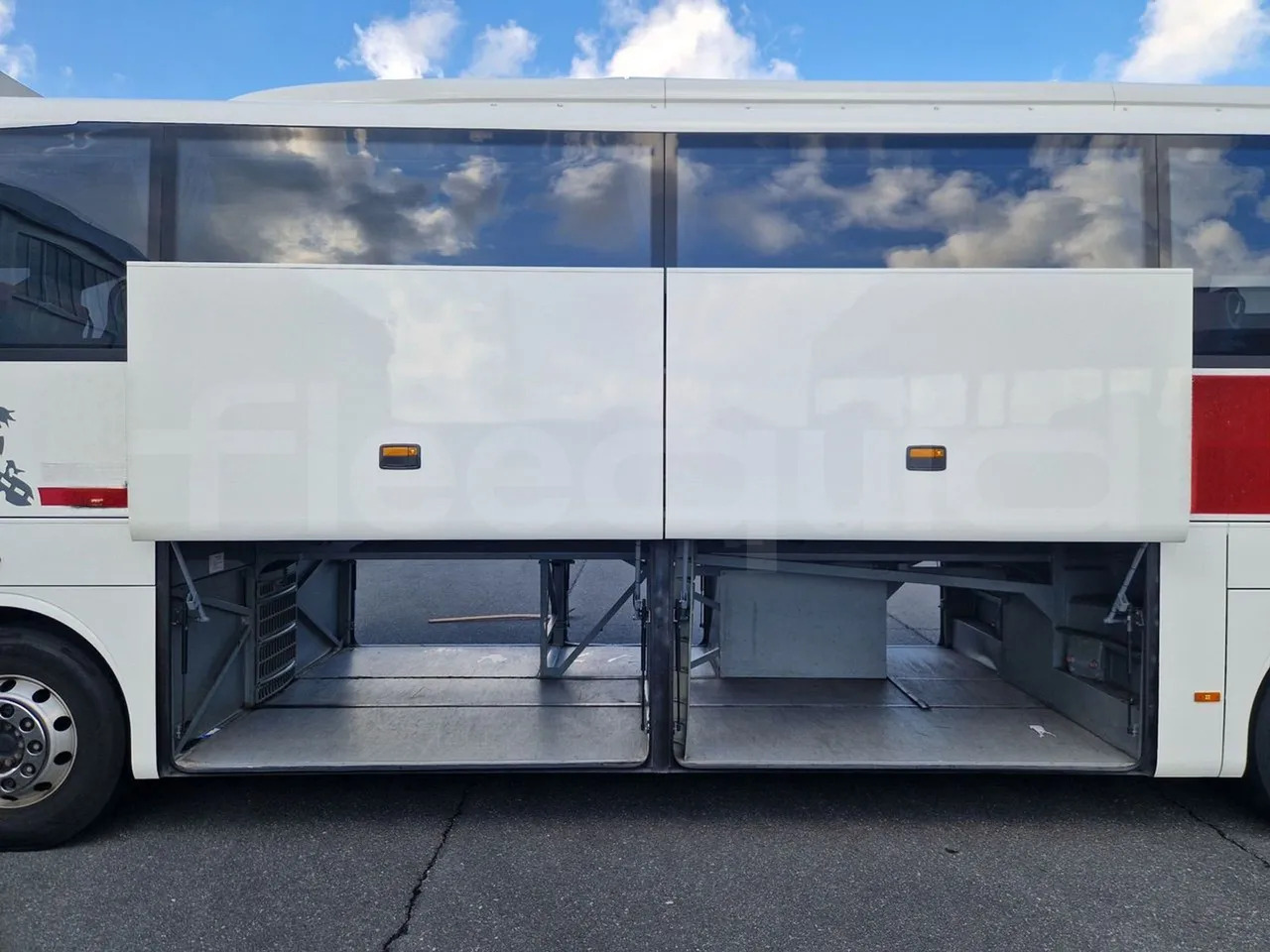 Туристически автобус Mercedes-Benz Tourismo: снимка 7