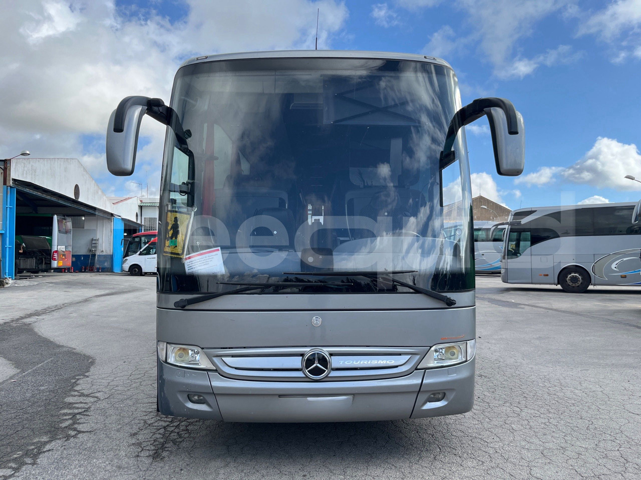Mercedes-Benz Tourismo - Туристически автобус: снимка 2 Mercedes-Benz Tourismo - Туристически автобус: снимка 2