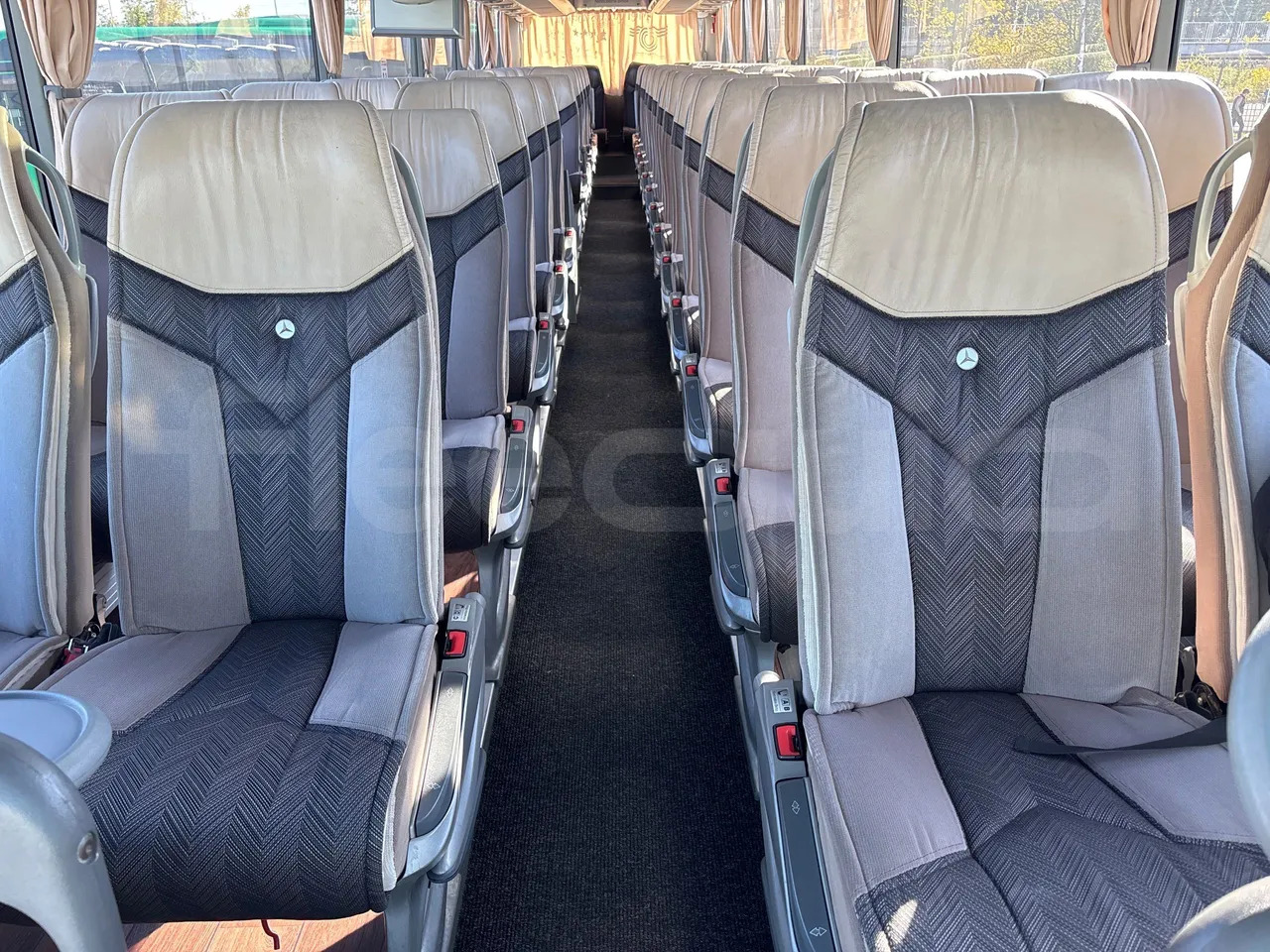 Лизинг на Mercedes-Benz Tourismo Mercedes-Benz Tourismo: снимка 32 Лизинг на Mercedes-Benz Tourismo Mercedes-Benz Tourismo: снимка 32