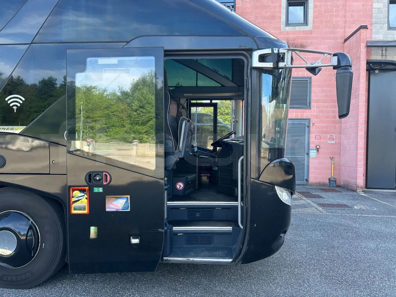 Туристически автобус Neoplan Starliner: снимка 15