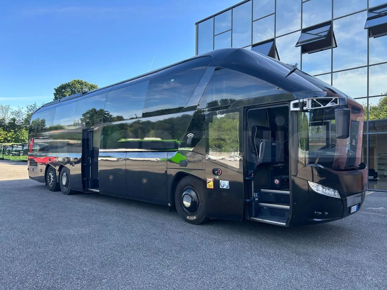Туристически автобус Neoplan Starliner: снимка 12