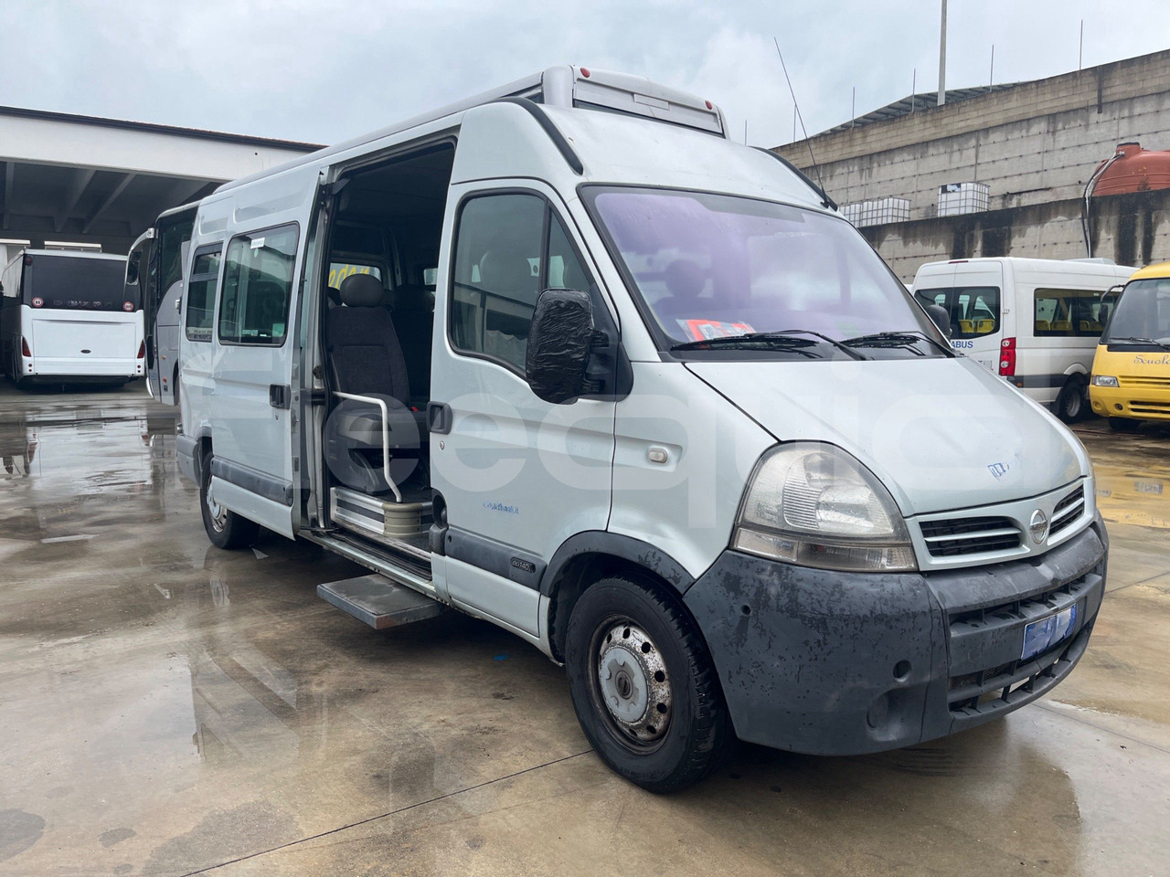 Nissan Interstar - Микробус, Пътнически бус: снимка 1 Nissan Interstar - Микробус, Пътнически бус: снимка 1