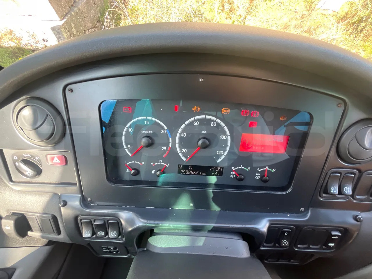 Scania Irizar - Туристически автобус: снимка 2 Scania Irizar - Туристически автобус: снимка 2