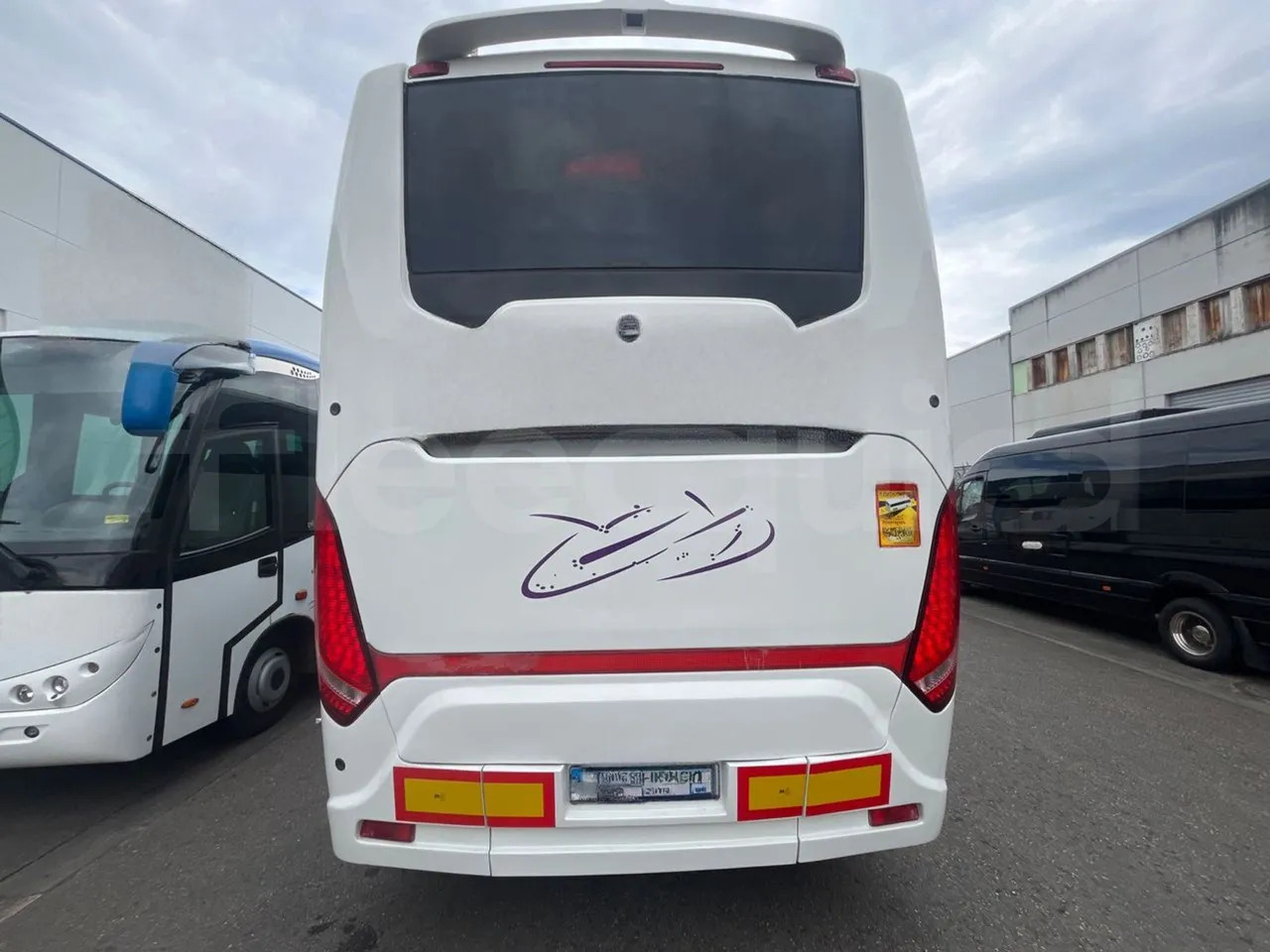Scania Touring HD - Туристически автобус: снимка 5 Scania Touring HD - Туристически автобус: снимка 5