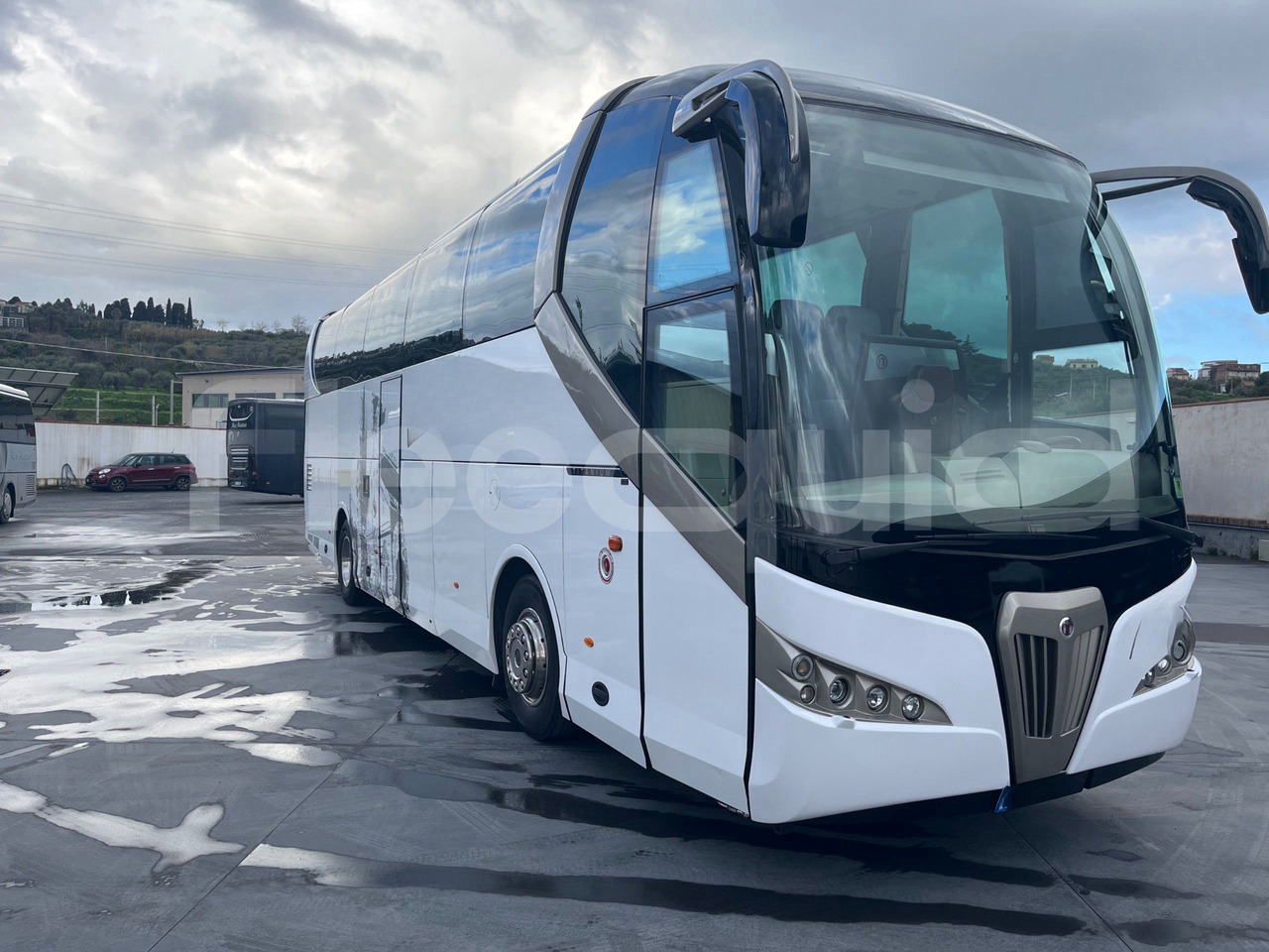 Туристически автобус VDL Noge DE40MS: снимка 1