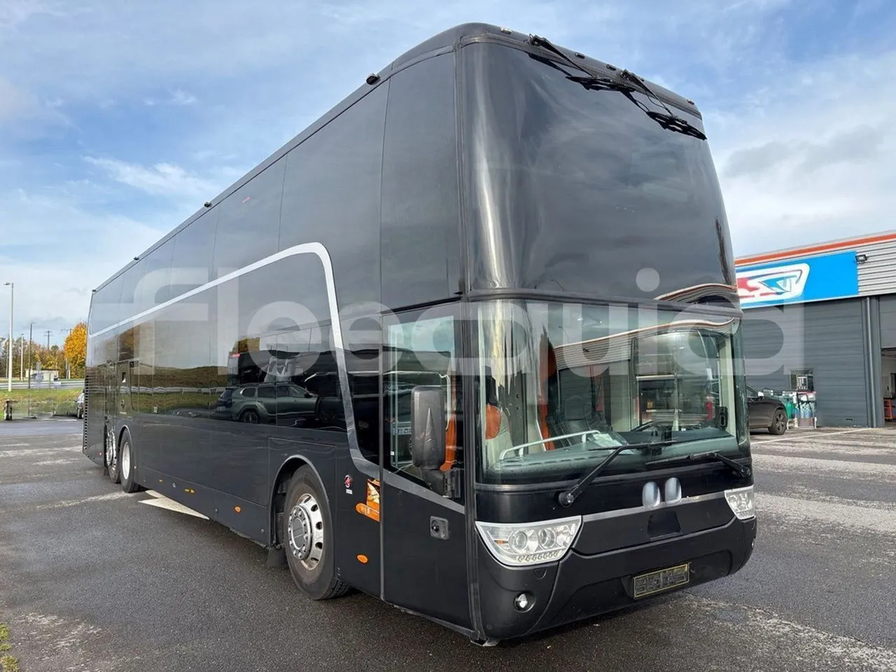 Van Hool Astromega - Туристически автобус: снимка 1 Van Hool Astromega - Туристически автобус: снимка 1