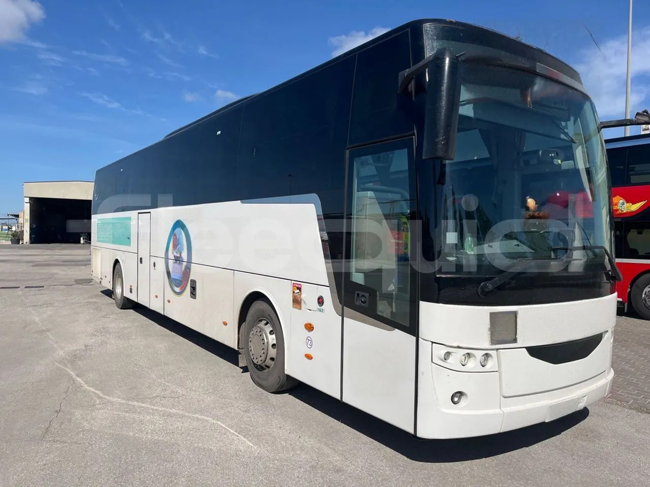 Van Hool EX16 MID - Туристически автобус: снимка 1 Van Hool EX16 MID - Туристически автобус: снимка 1