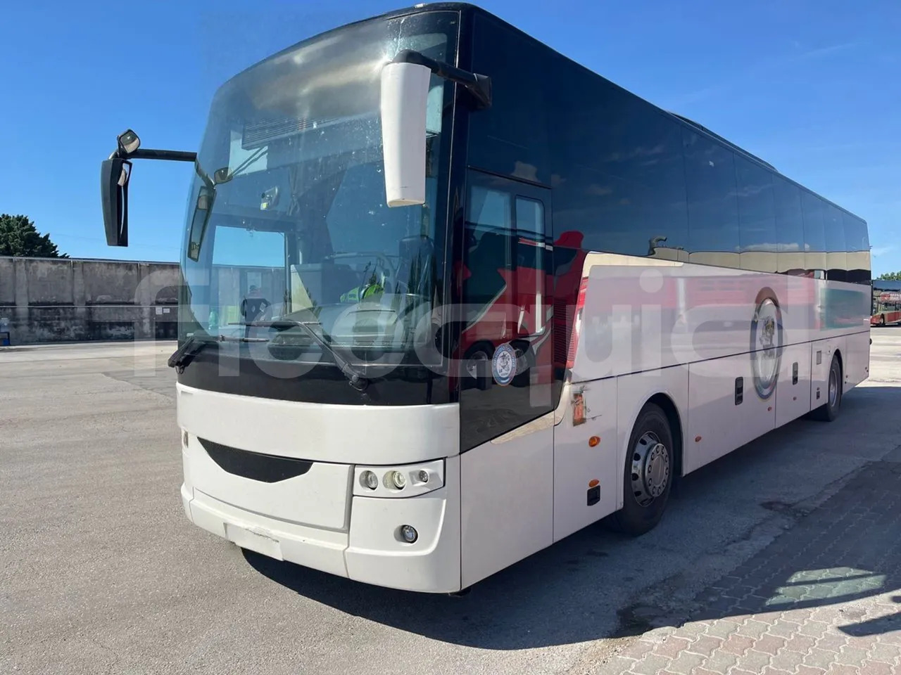 Van Hool EX16 MID - Туристически автобус: снимка 4 Van Hool EX16 MID - Туристически автобус: снимка 4