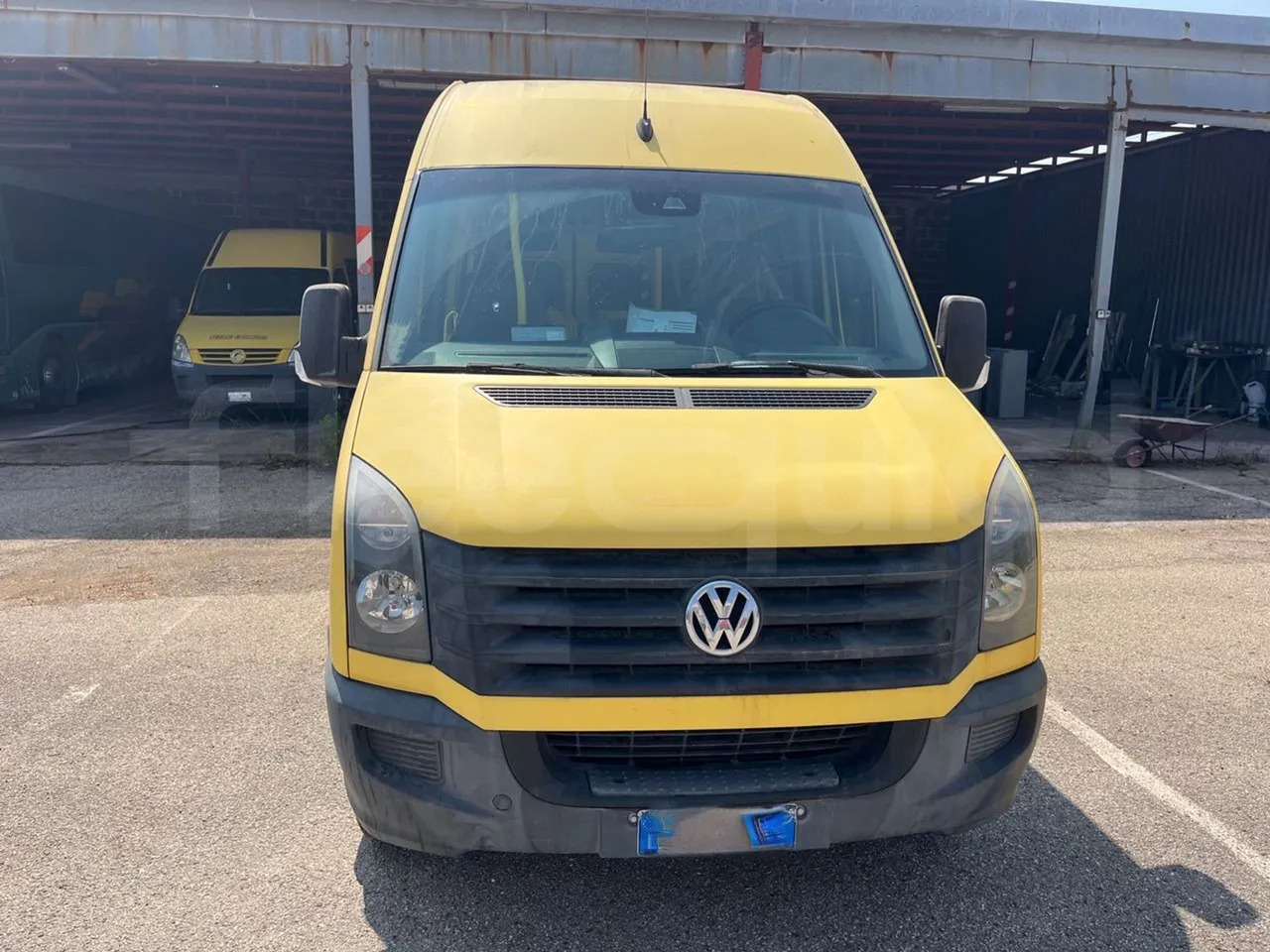 Volkswagen Crafter - Туристически автобус: снимка 2 Volkswagen Crafter - Туристически автобус: снимка 2