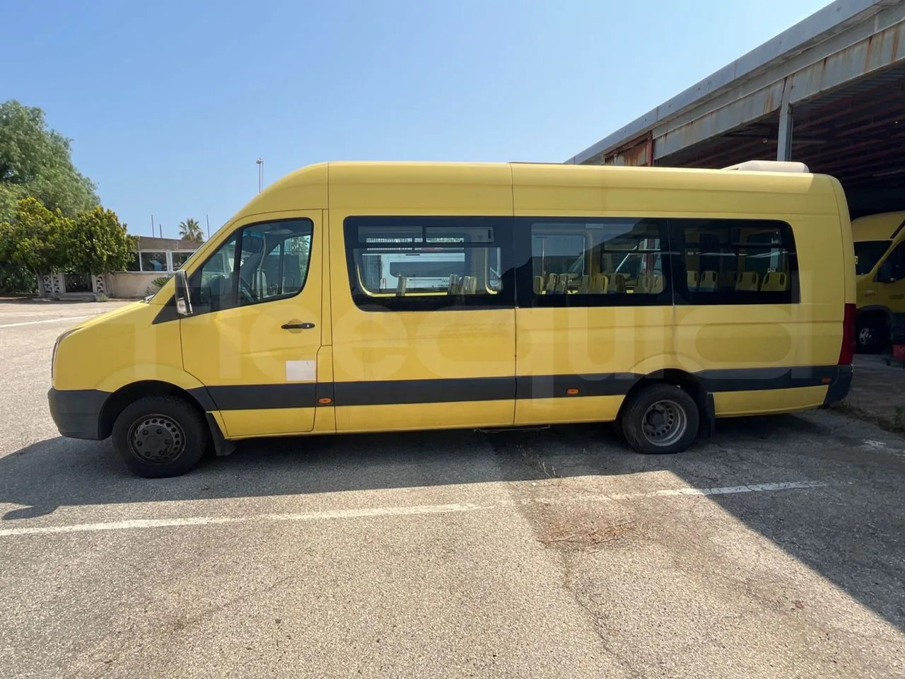 Volkswagen Crafter - Туристически автобус: снимка 5 Volkswagen Crafter - Туристически автобус: снимка 5