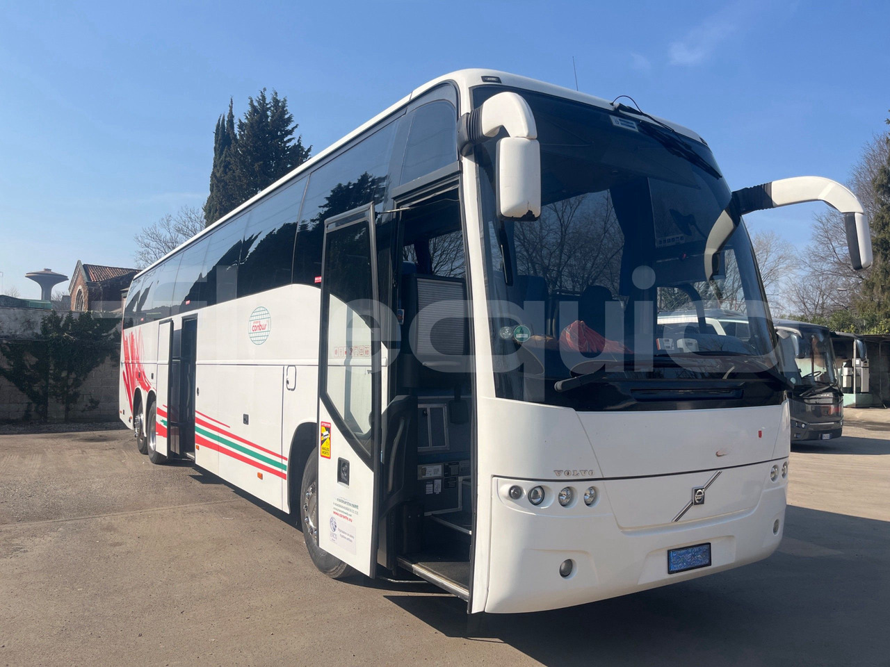 Volvo 9700 - Туристически автобус: снимка 1 Volvo 9700 - Туристически автобус: снимка 1