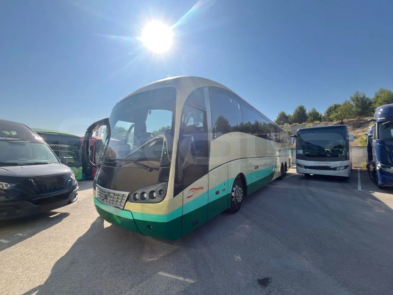Volvo B12B - Туристически автобус: снимка 3 Volvo B12B - Туристически автобус: снимка 3