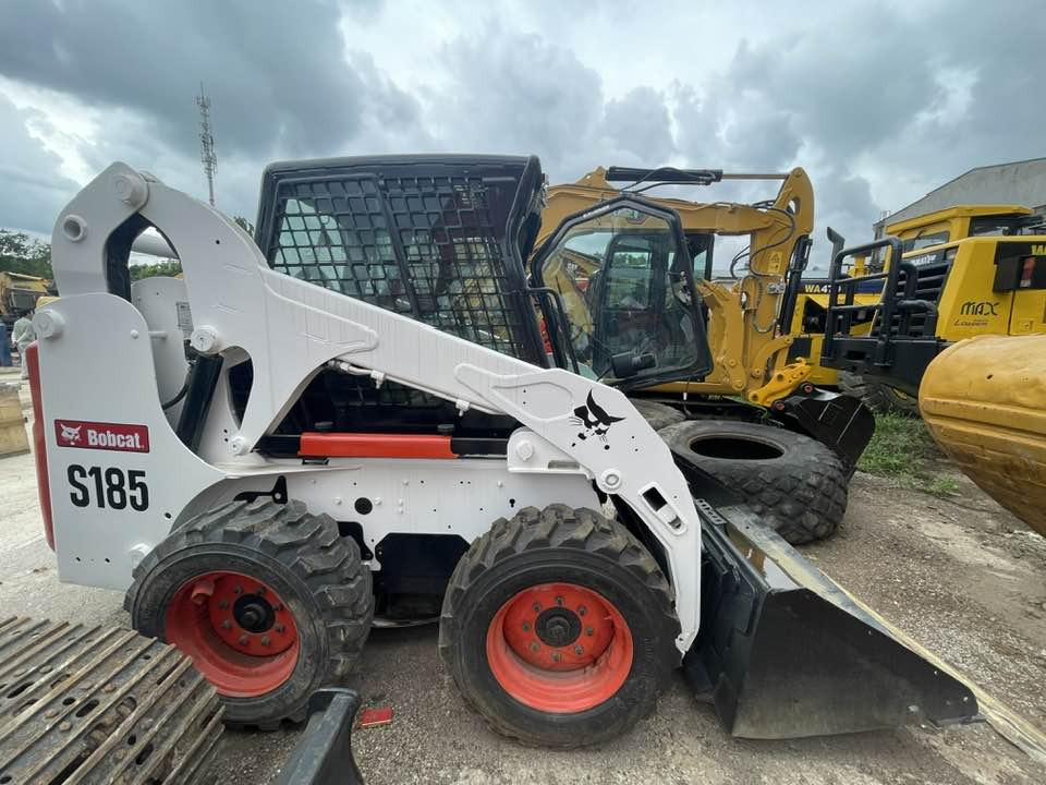 Bobcat S185 S185 - Мини челен товарач: снимка 5 Bobcat S185 S185 - Мини челен товарач: снимка 5