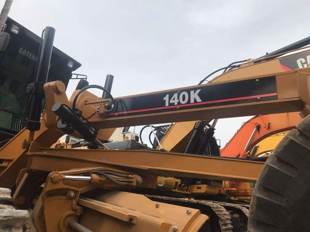 CAT 140k - Грейдер: снимка 3 CAT 140k - Грейдер: снимка 3