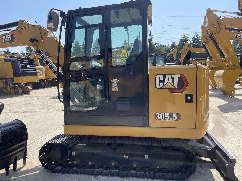 Верижен багер CAT 305.5: снимка 1