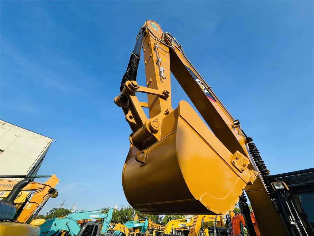 Багер CAT 320D2 L: снимка 14