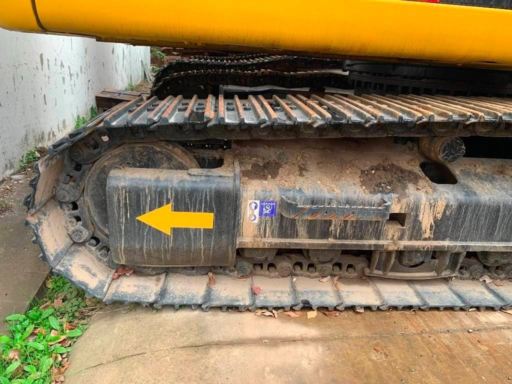 CAT 323 D L - Верижен багер: снимка 3 CAT 323 D L - Верижен багер: снимка 3